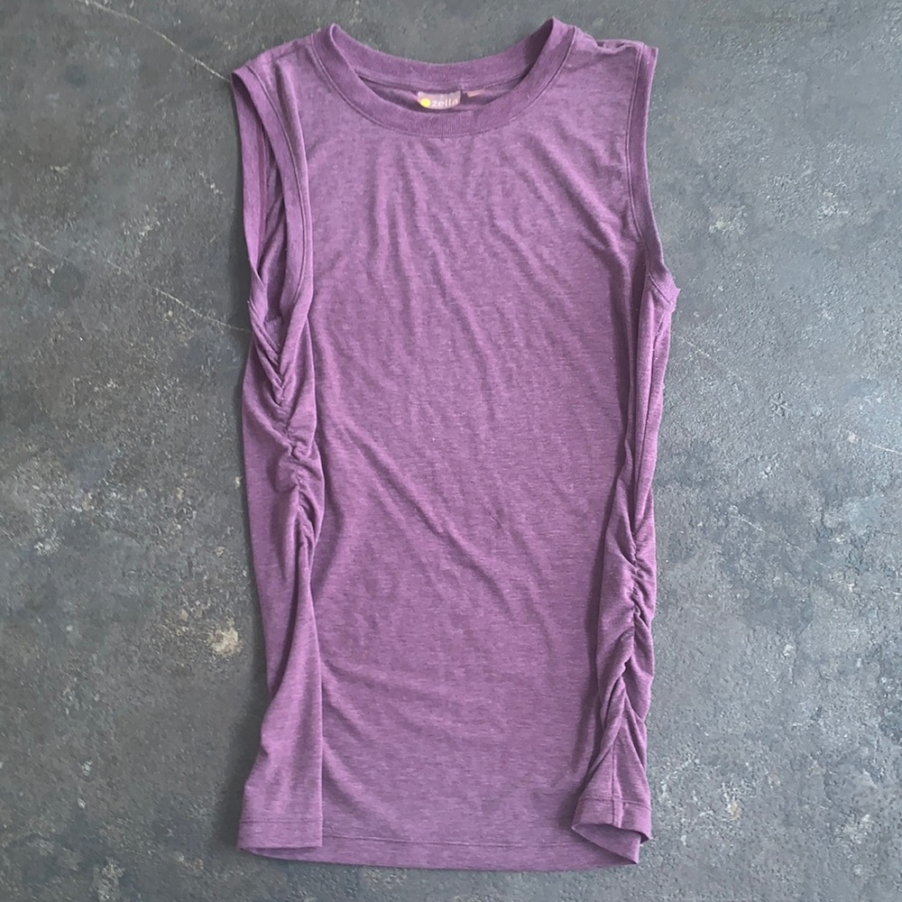 Zella tank